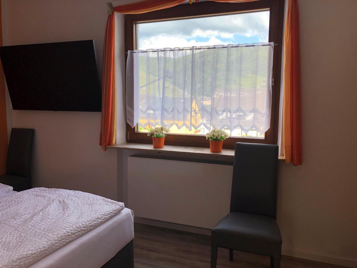 Ferienwohnung Joanna Mit Burgblick Bernkastel-Kues Ngoại thất bức ảnh